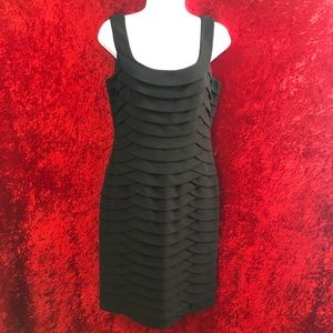 Carmen Marc Valvo Black Scoop Neck Cocktail Dress Size 6
